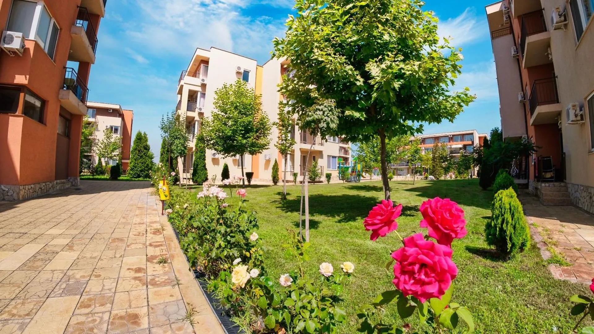 Nessebar And Holiday Fort Apartments Sunny Beach